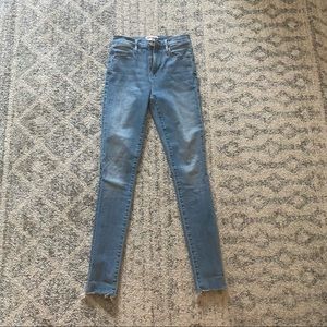 FRAME JEANS